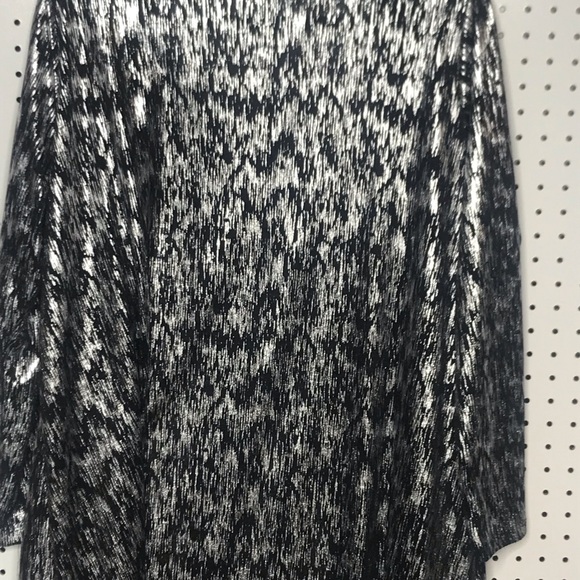 LuLaRoe Elegant Sarah - Silver Metallic - Picture 2 of 2